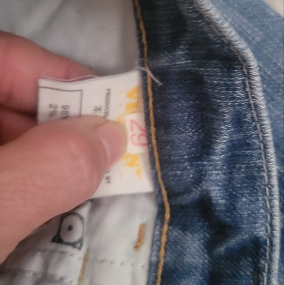 Rare Find-Vigoss Womans Embroidered Strait Leg Jeans - Picture 15 of 16